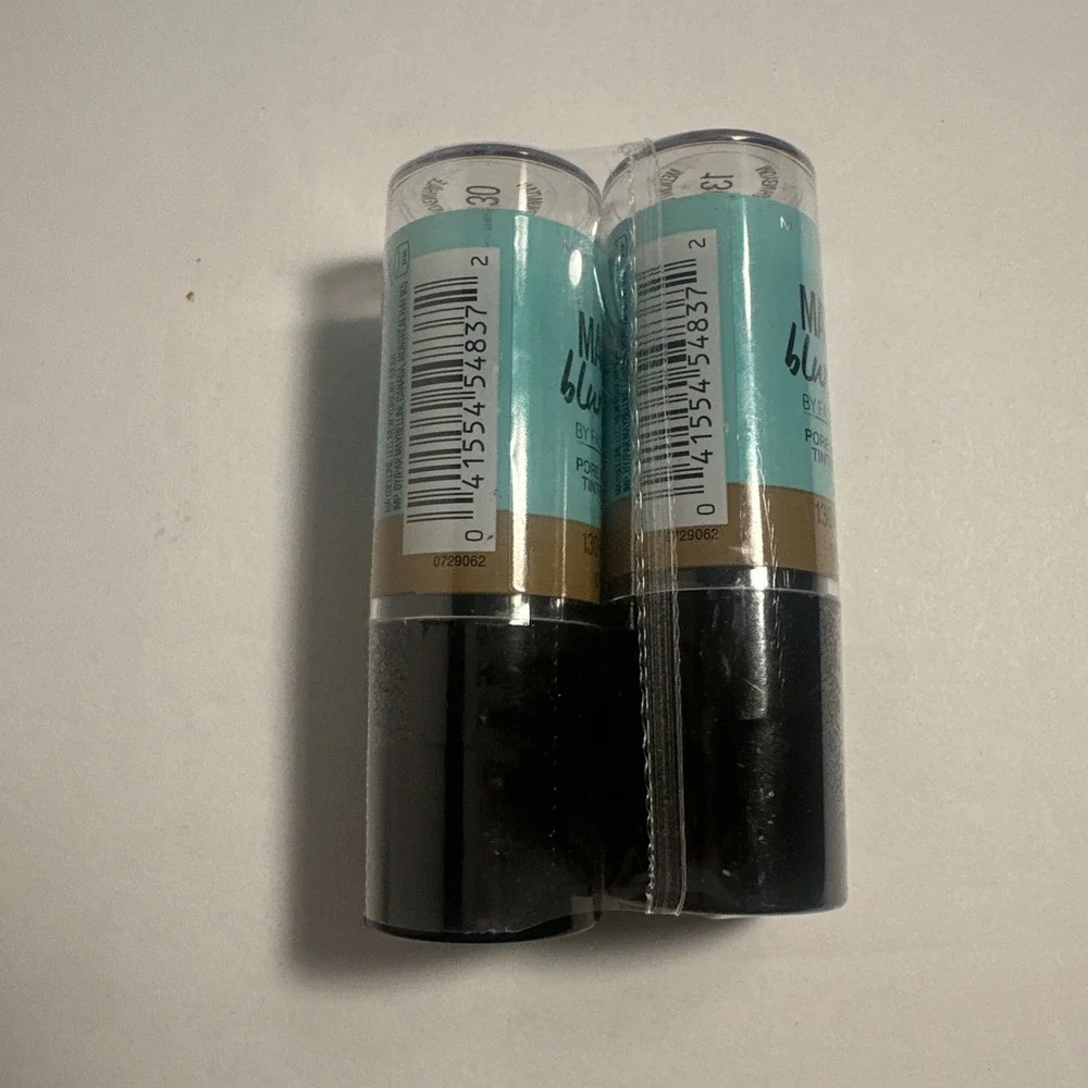 Maybelline New York Facestudio Master Blur Sticks 2 Tinted Primer 130 Medium Tan